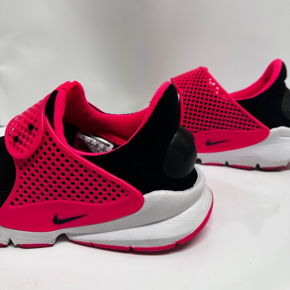 Black and Hot pink Nikes